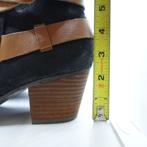 DV Dolce Vita Womens Size 9.5 Black Suede Buckle Zip Ankle Fashion Boots Bootie - Picture 3 of 12